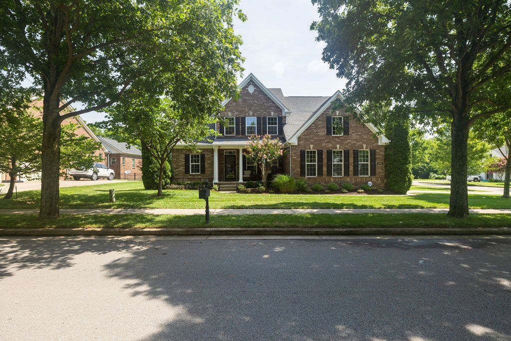 147 Stream Valley Blvd, Franklin