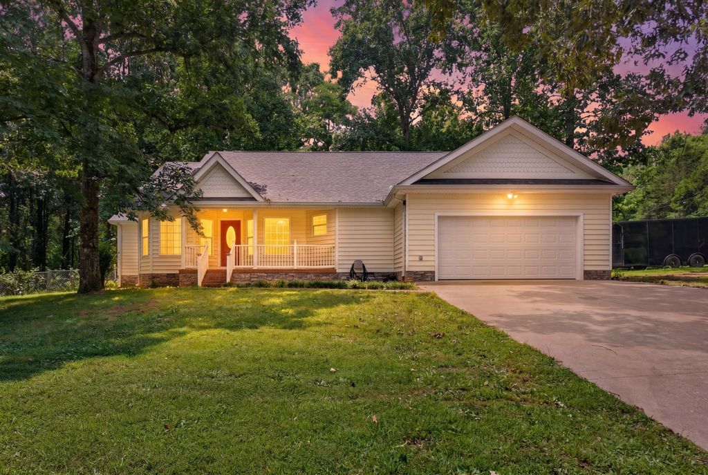 3450 Chapmans Cir, Palmyra