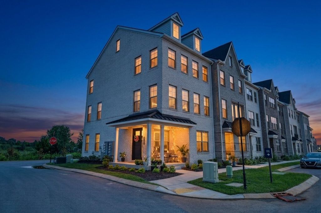2615 Wilkinson Pike 1001, Murfreesboro