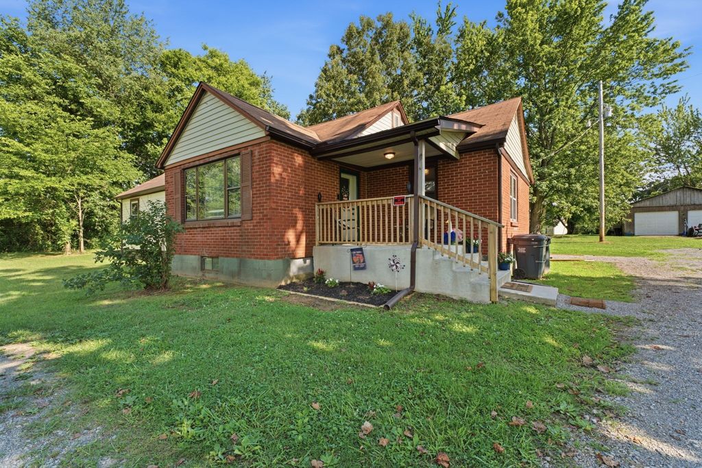 198 Clearview Rd, Cottontown
