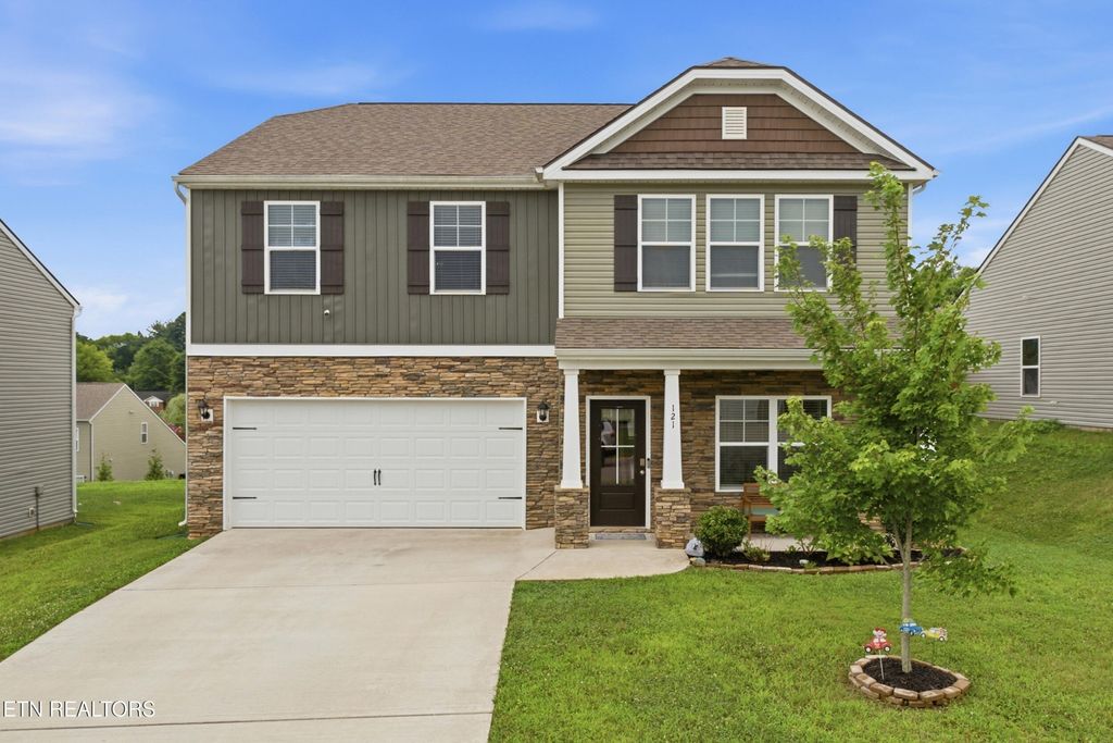 121 Kaley Lane, Lenoir City