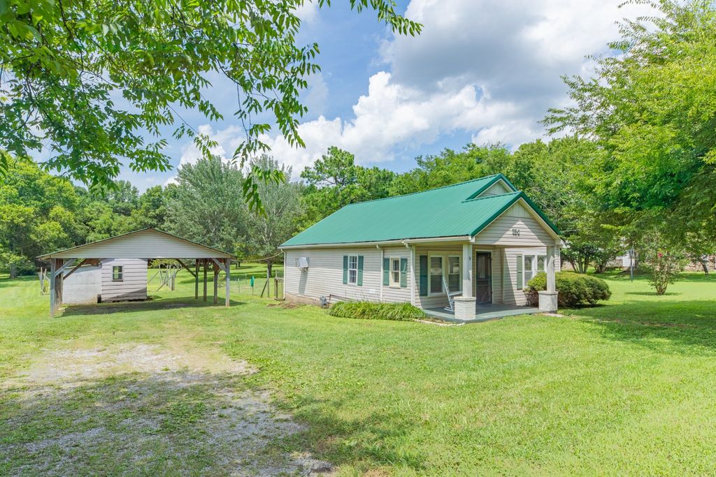 330 Holly Grove Rd, Lewisburg