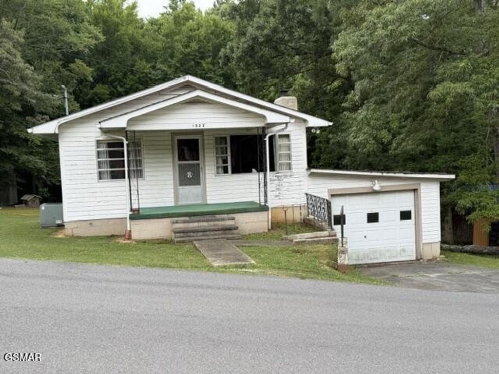 1322 Second Lane, Sevierville