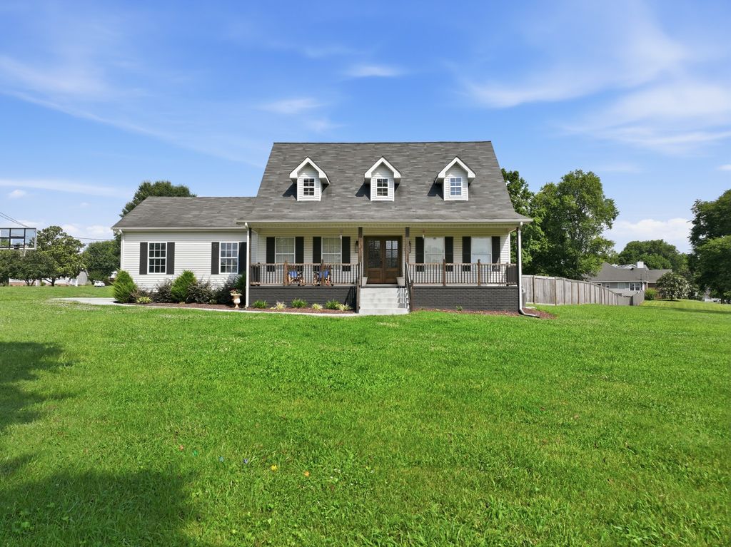 1504 Bradshaw Dr, Columbia