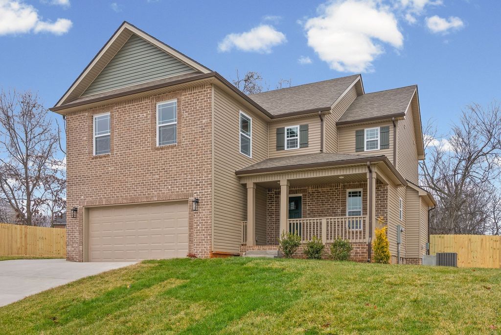 1231 Iris Glen Drive, Clarksville