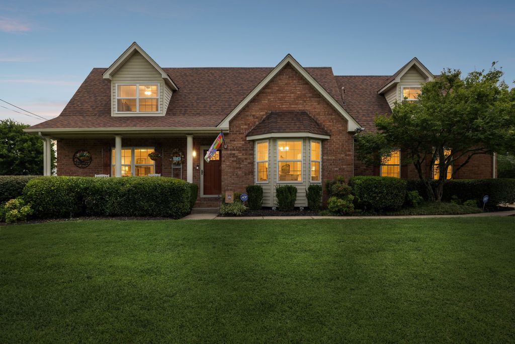 1307 Sycamore Dr, Murfreesboro