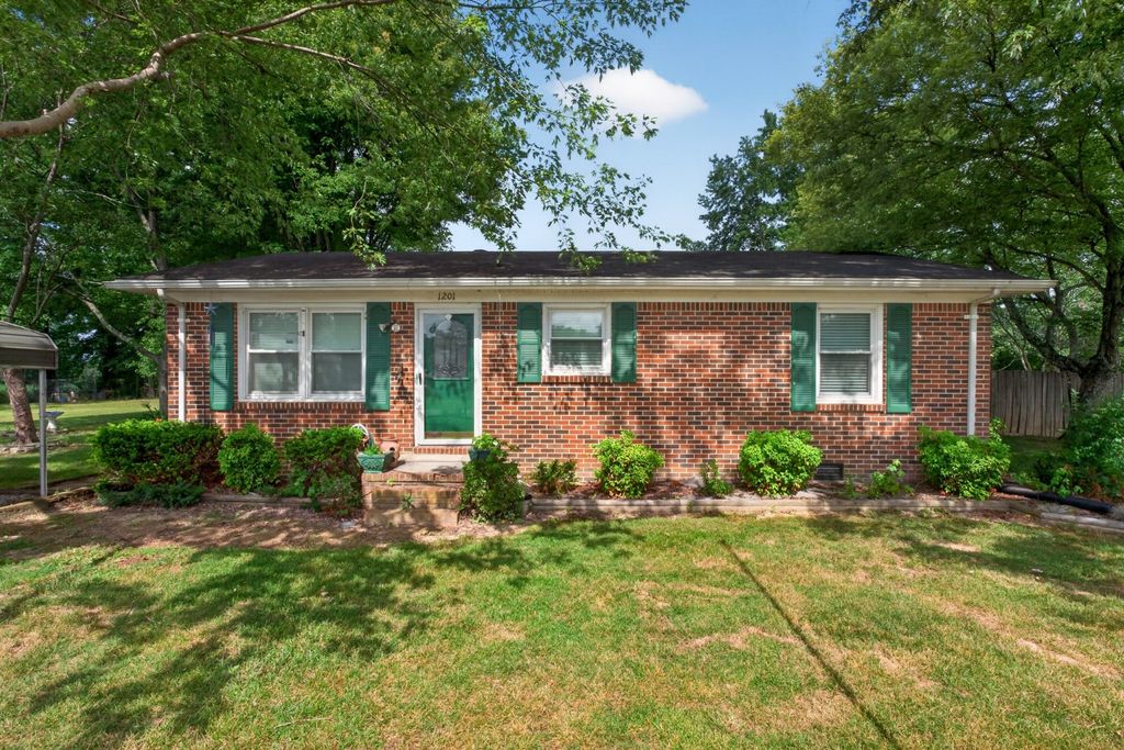1201 Earl Ave, Smithville