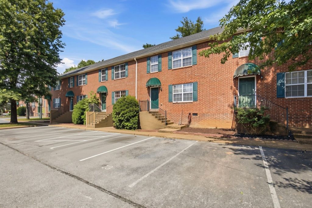 2940 Baby Ruth Ln 13, Antioch