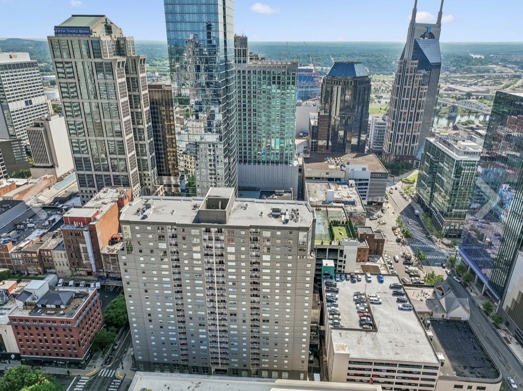 555 Church St 2206, Nashville