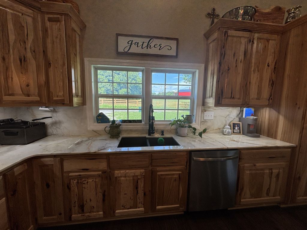147 Black Ridge Rd, Lynnville