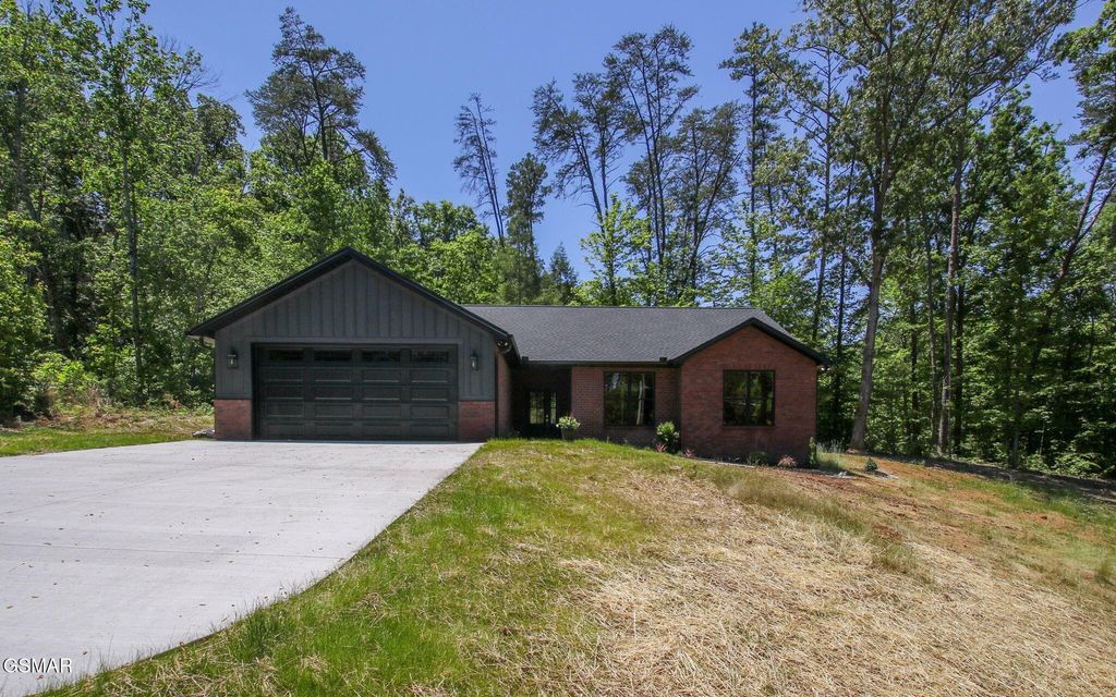 1632 Valley Woods Drive, Sevierville