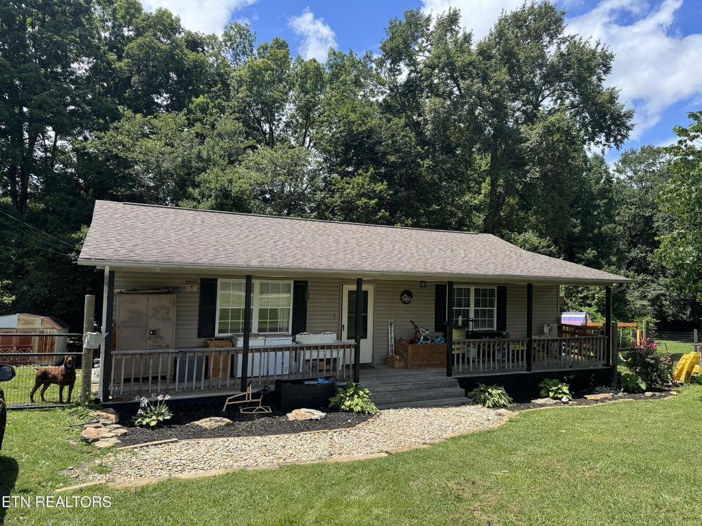 51 Rhododendron Circle, Crossville