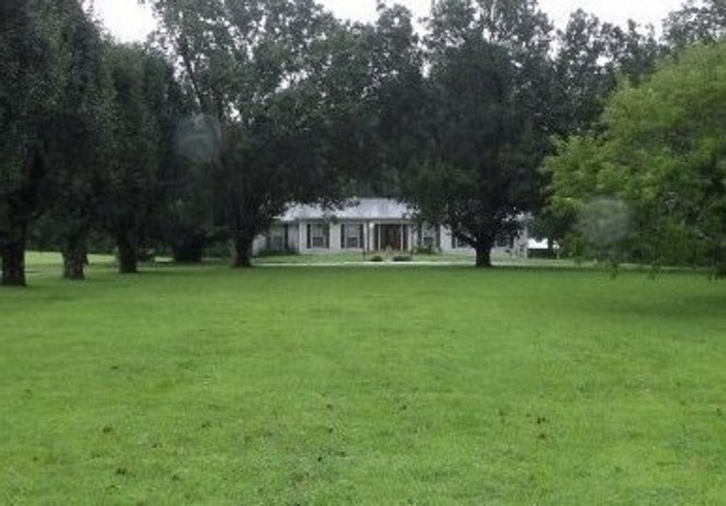 502 Corders Crossroads Rd, Fayetteville