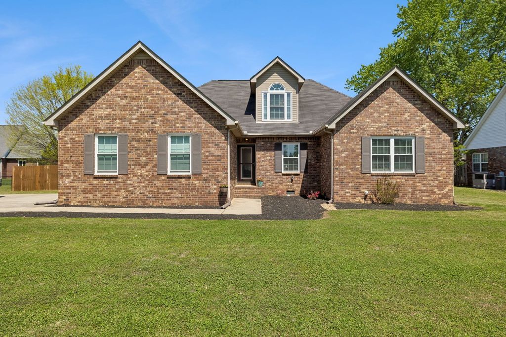 1928 Pennington Dr, Murfreesboro