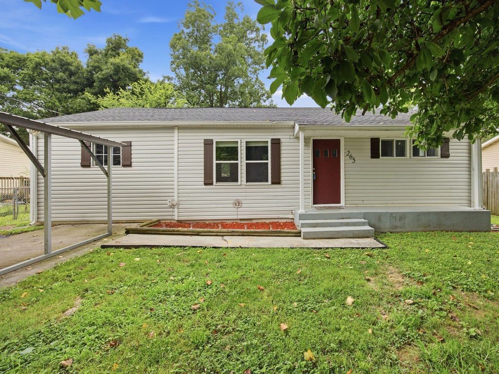 265 Orlando Drive Ne, Cleveland