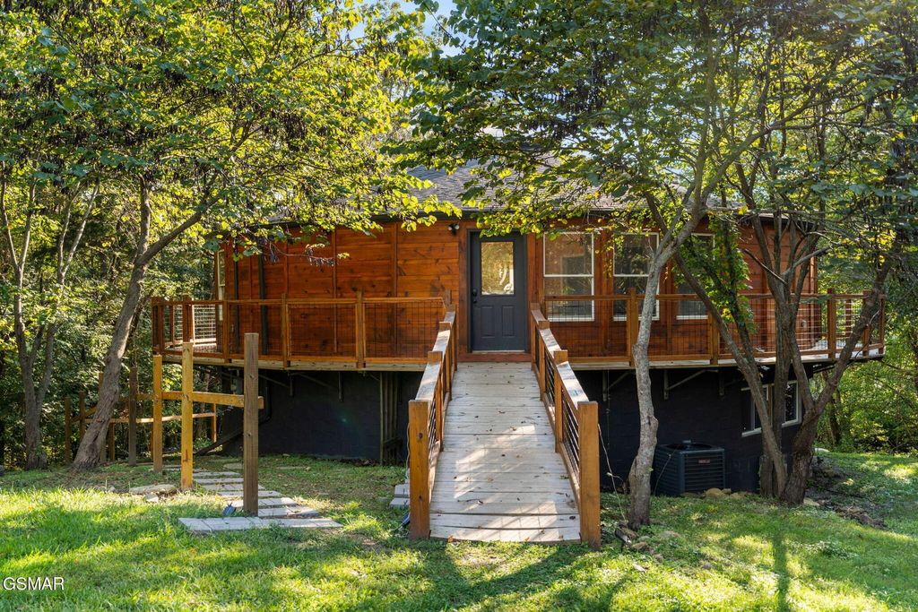 525 Sourdough Hollow Road, Kodak