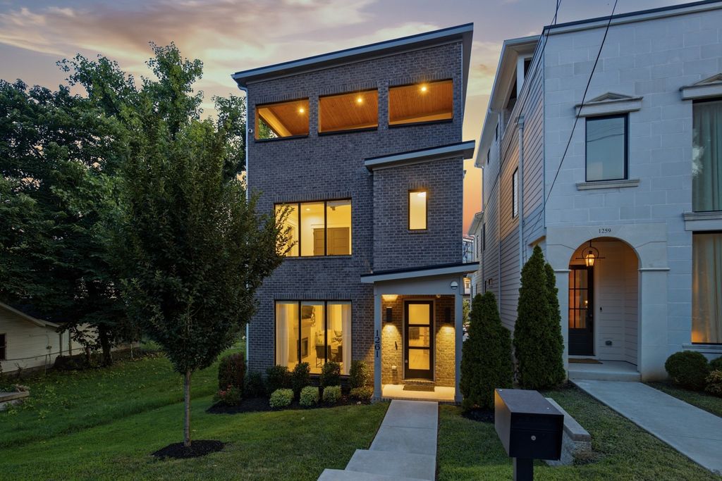 1261 2nd Ave S, Nashville