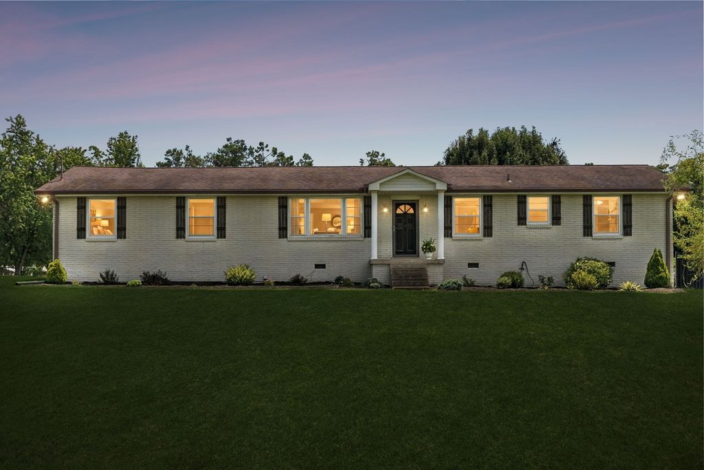 6220 Saundersville Rd, Mount Juliet