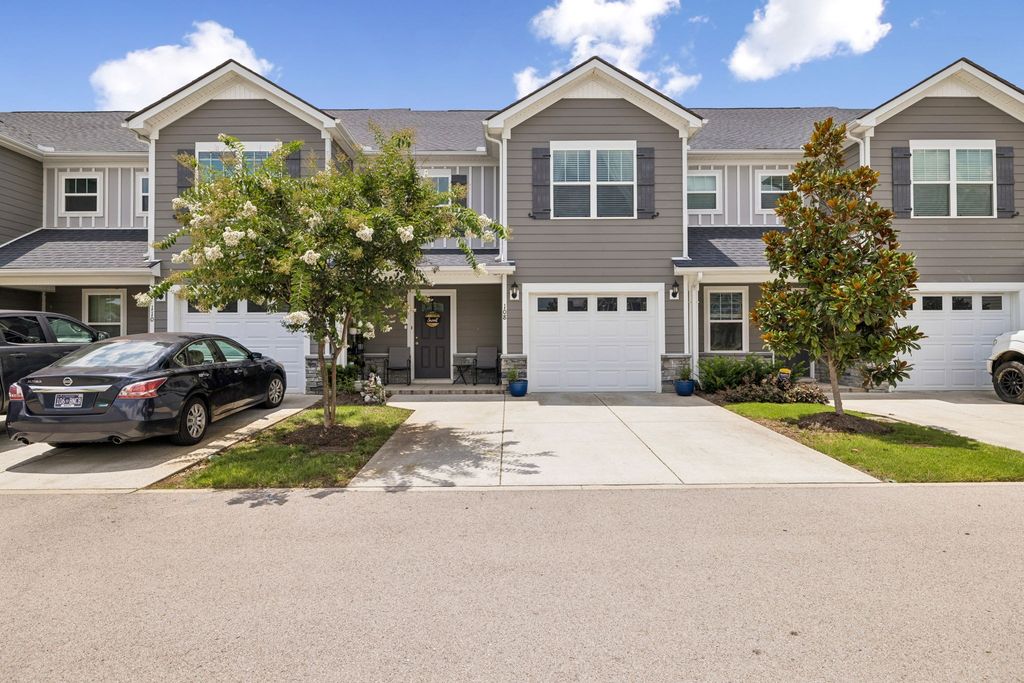 108 Shannon Pl, Spring Hill