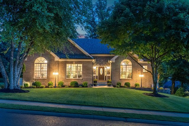828 Brooke Valley Trce, Clarksville