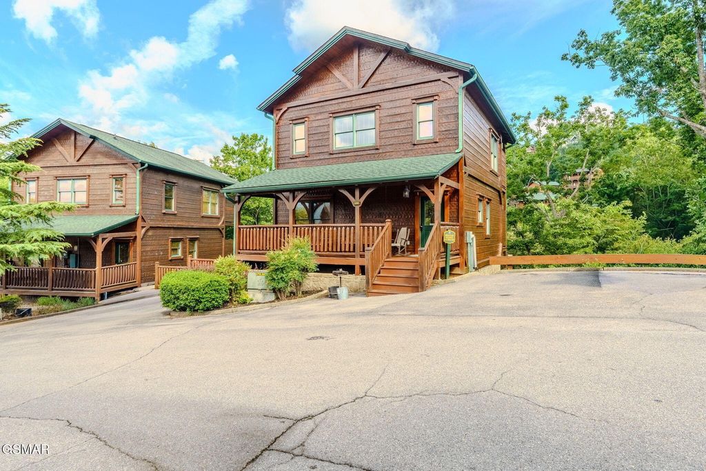 830 Great Smoky Way, Gatlinburg