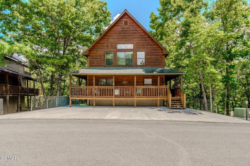 3517 Sand Ridge Way, Pigeon Forge