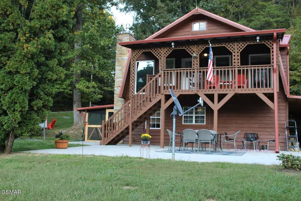 676 Rocky Flats Road, Cosby