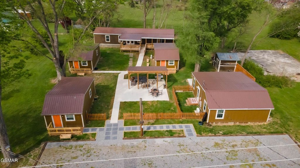 8113 W Old Highway 73, Townsend