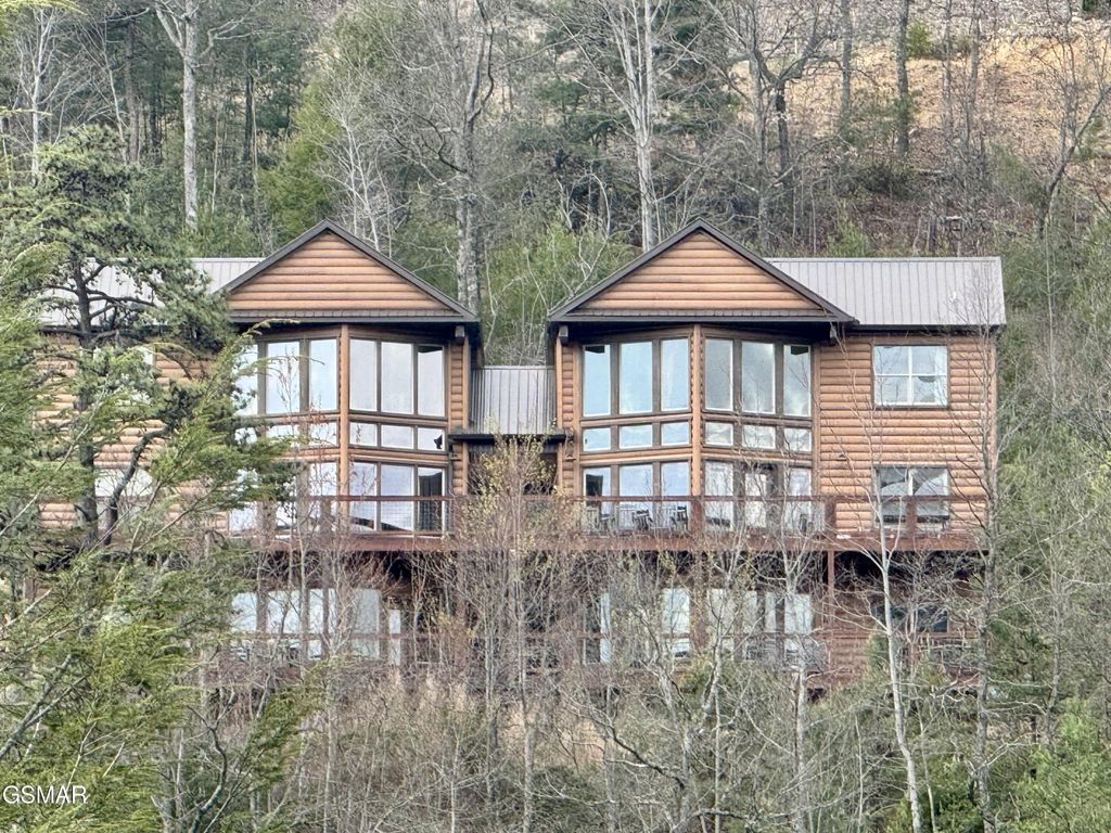 4228 Wears Valley Road 181, Sevierville