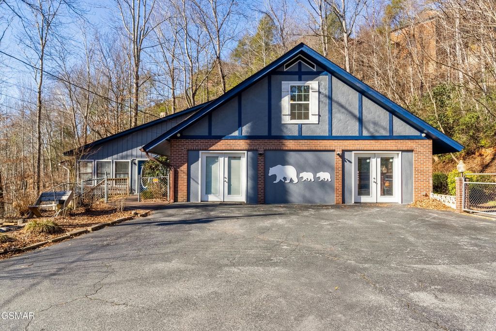751 Ridge Road, Gatlinburg
