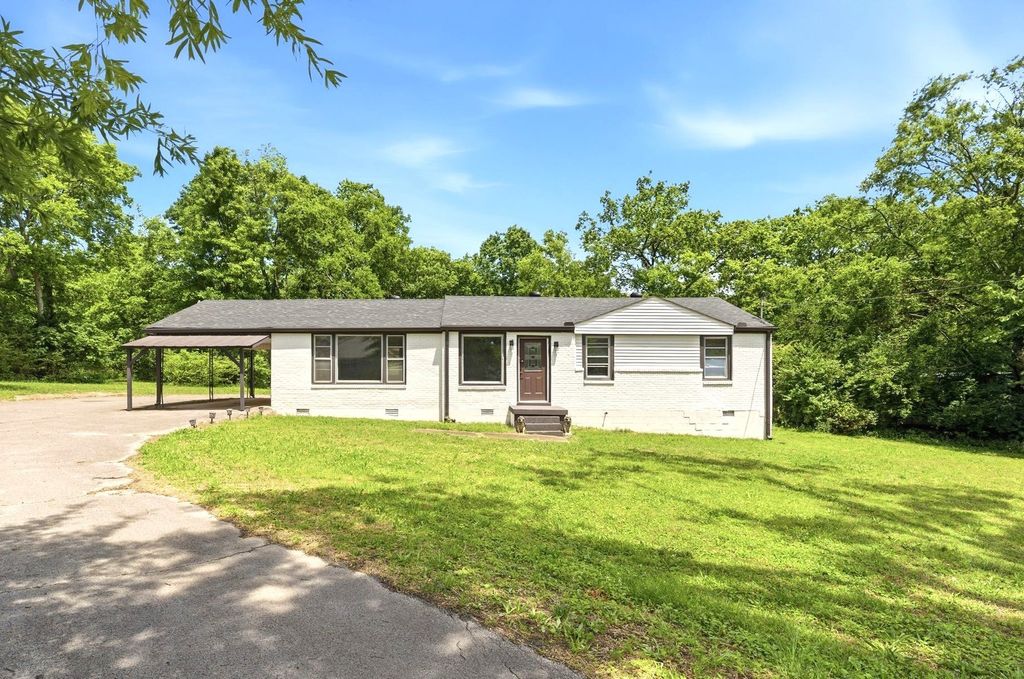 2838 Brunswick Dr, Nashville