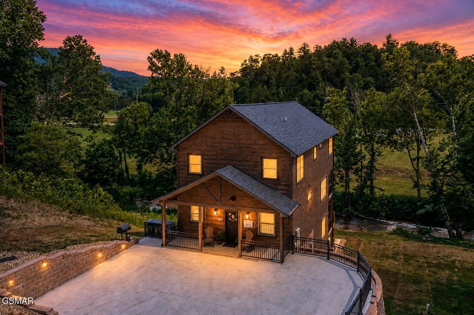 Photo of Listing #3279116