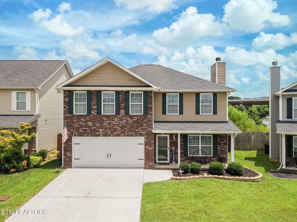 2208 Clover Vine Rd, Knoxville