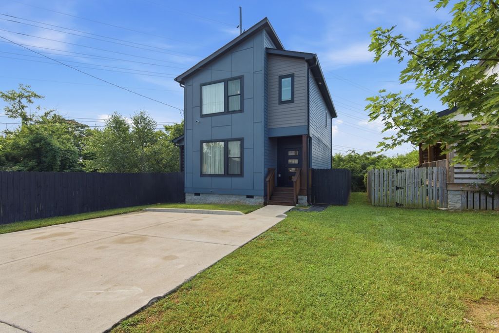 201 Eisenhower Dr, Nashville