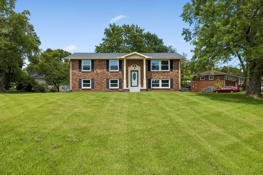 306 Grandview Dr, Old Hickory