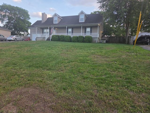 2022 Gardendale Dr, Murfreesboro