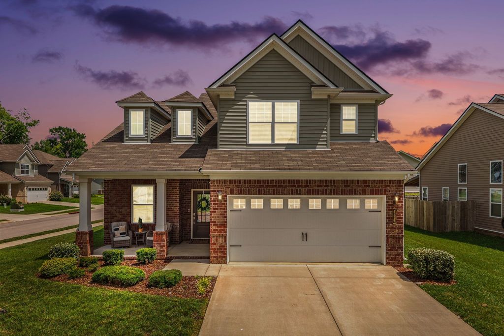 660 Trevino Way, Spring Hill