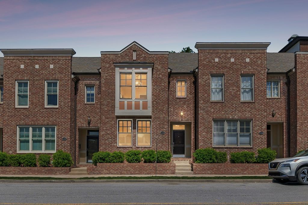 718 4th Ave N, Nashville