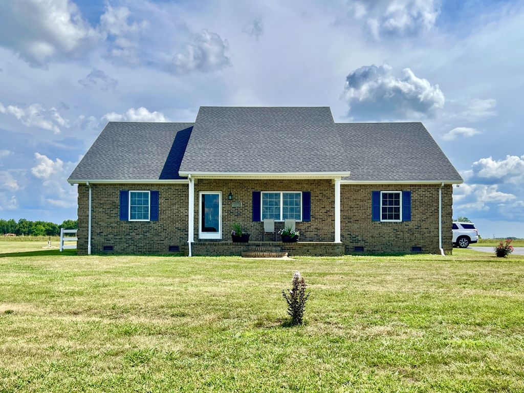 1513 Charlie Butts Rd, Franklin