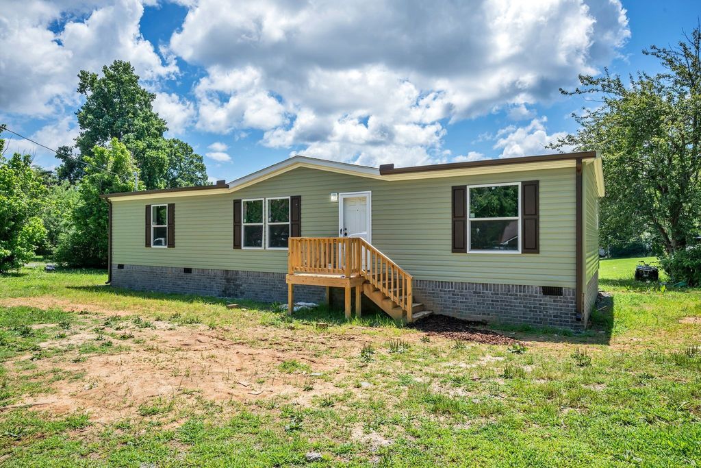 7428 Johnny Crow Rd, Lyles