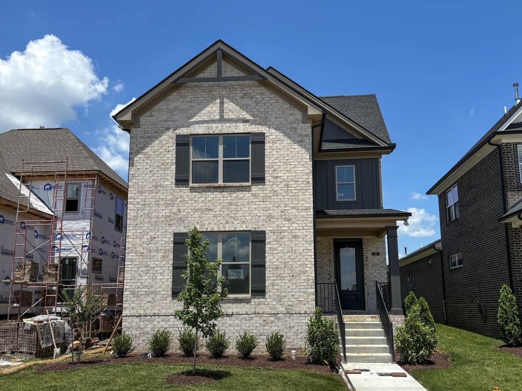 1216 Kennesaw Blvd, Gallatin