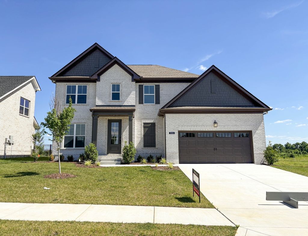 306 Hayward Ln, Gallatin
