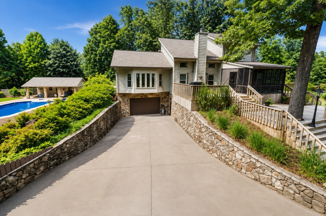 Photo of Listing #3281063
