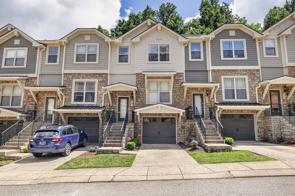 1071 Woodbury Falls Dr, Nashville