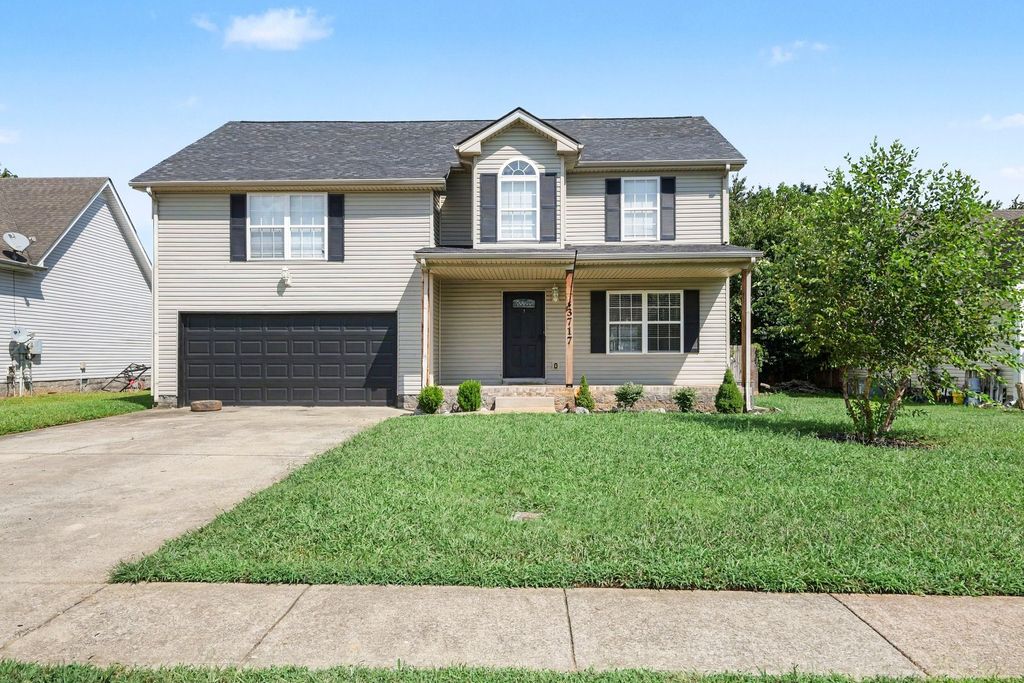 3717 S Naples Ct, Clarksville