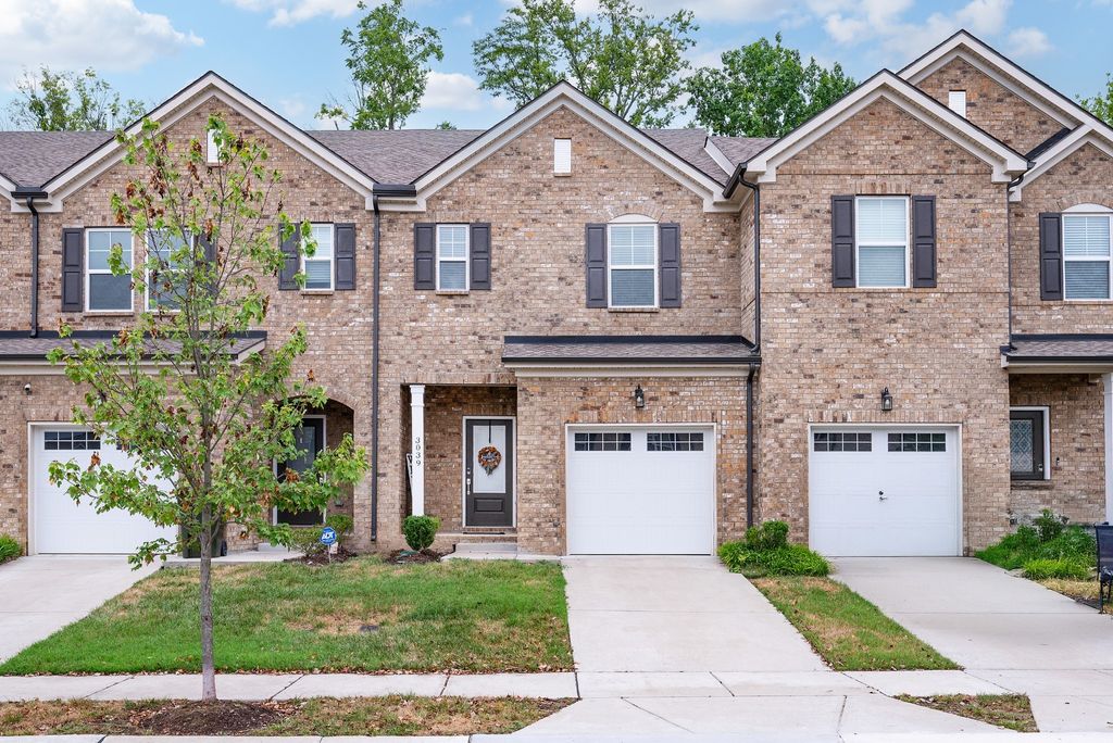 3039 Duvall Dr, Gallatin