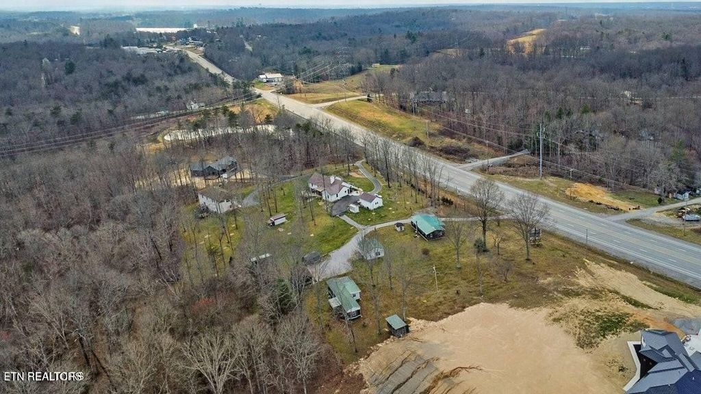 2546 Peavine Rd, Crossville
