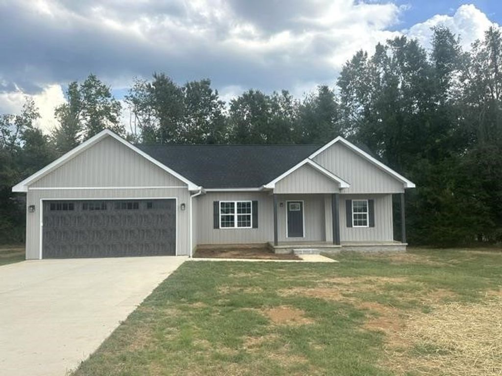 125 Red Fern Cv, Savannah