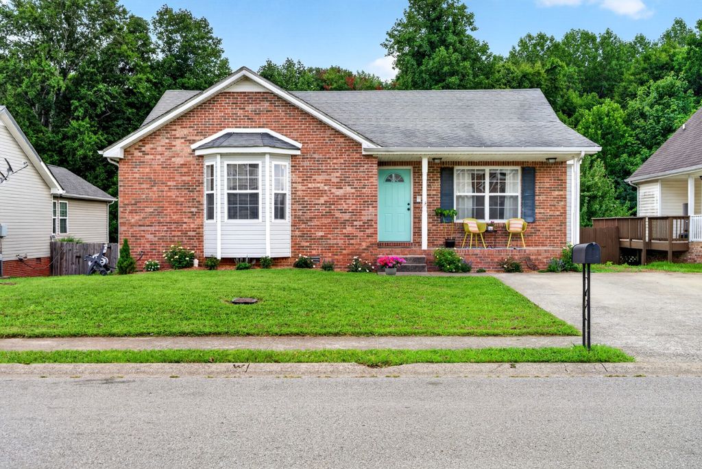 2688 Cider Dr, Clarksville