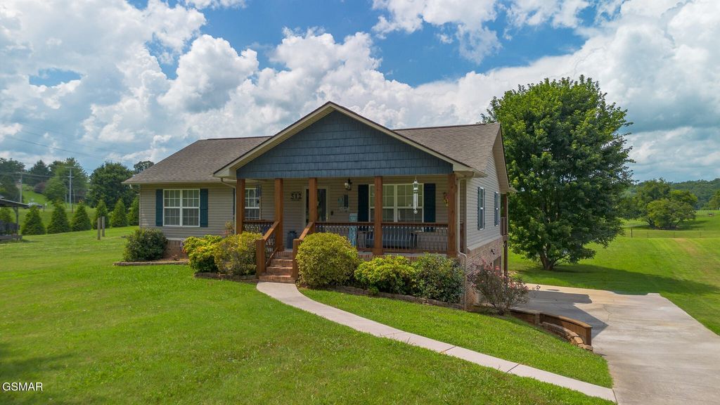 512 Oxford Road, Jefferson City